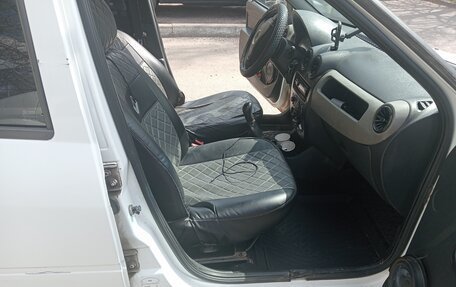 Renault Logan I, 2013 год, 260 000 рублей, 4 фотография