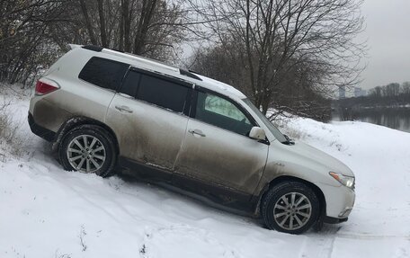 Toyota Highlander III, 2010 год, 2 300 000 рублей, 11 фотография