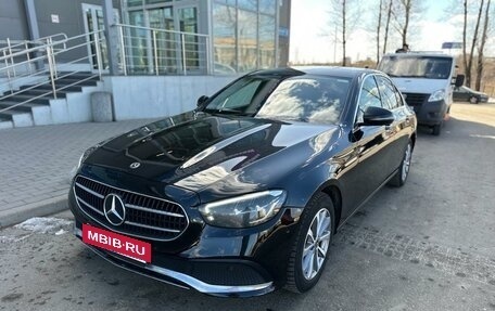 Mercedes-Benz E-Класс, 2021 год, 2 785 000 рублей, 3 фотография
