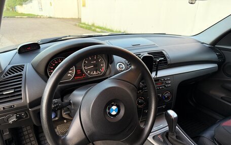 BMW 1 серия, 2011 год, 935 000 рублей, 14 фотография