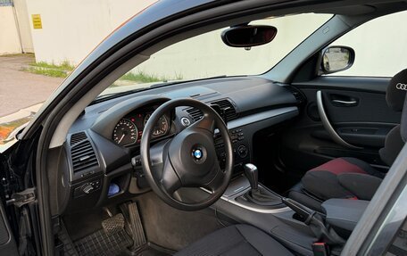BMW 1 серия, 2011 год, 935 000 рублей, 15 фотография