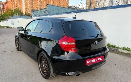BMW 1 серия, 2011 год, 935 000 рублей, 6 фотография