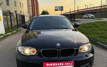 BMW 1 серия, 2011 год, 935 000 рублей, 10 фотография