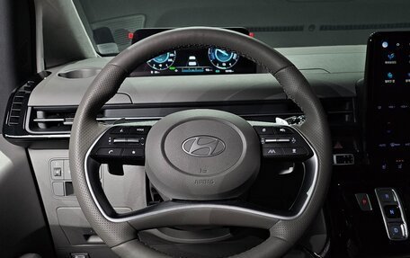 Hyundai Staria, 2024 год, 4 775 000 рублей, 7 фотография