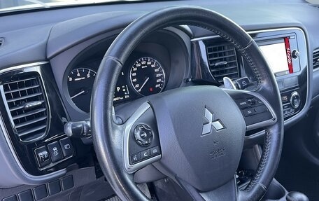Mitsubishi Outlander III рестайлинг 3, 2014 год, 1 450 000 рублей, 29 фотография