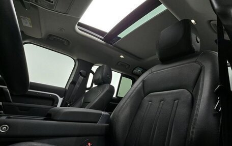 Land Rover Defender II, 2021 год, 6 200 000 рублей, 8 фотография