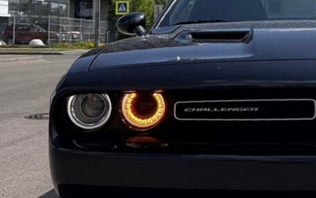 Dodge Challenger III рестайлинг 2, 2019 год, 3 499 999 рублей, 1 фотография