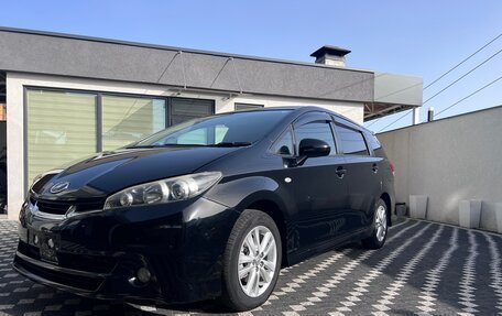 Toyota Wish II, 2010 год, 1 590 000 рублей, 1 фотография