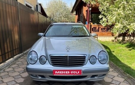 Mercedes-Benz E-Класс, 2002 год, 820 000 рублей, 1 фотография