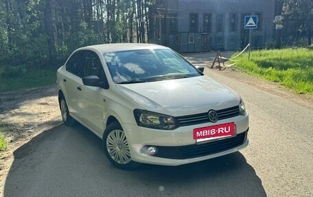 Volkswagen Polo VI (EU Market), 2011 год, 750 000 рублей, 5 фотография