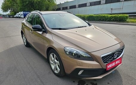 Volvo V40 Cross Country I, 2013 год, 1 490 000 рублей, 6 фотография