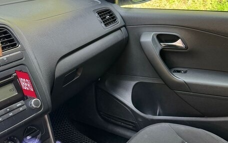Volkswagen Polo VI (EU Market), 2011 год, 750 000 рублей, 12 фотография