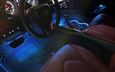 Toyota Camry, 2018 год, 3 300 000 рублей, 11 фотография
