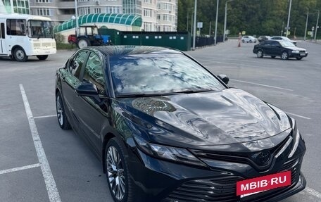 Toyota Camry, 2018 год, 3 300 000 рублей, 4 фотография