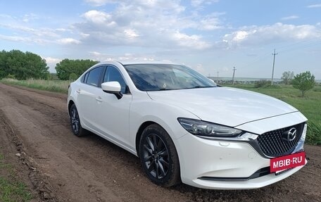 Mazda 6, 2019 год, 2 300 000 рублей, 3 фотография