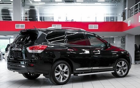 Nissan Pathfinder, 2016 год, 1 699 000 рублей, 2 фотография