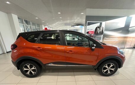 Renault Kaptur I рестайлинг, 2017 год, 1 399 000 рублей, 4 фотография