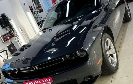 Dodge Challenger III рестайлинг 2, 2019 год, 3 499 999 рублей, 4 фотография