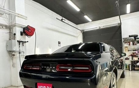 Dodge Challenger III рестайлинг 2, 2019 год, 3 499 999 рублей, 7 фотография
