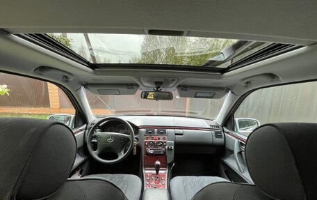 Mercedes-Benz E-Класс, 2002 год, 820 000 рублей, 14 фотография