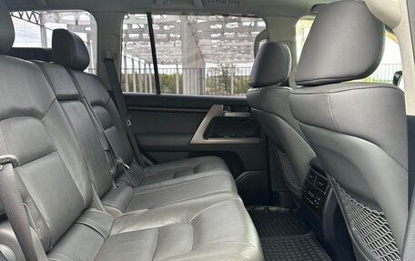 Toyota Land Cruiser 200, 2008 год, 4 250 000 рублей, 29 фотография