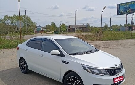 KIA Rio III рестайлинг, 2015 год, 980 000 рублей, 1 фотография