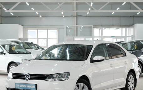 Volkswagen Jetta VI, 2013 год, 1 119 000 рублей, 4 фотография