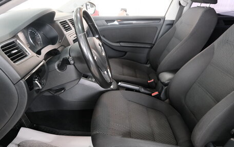 Volkswagen Jetta VI, 2013 год, 1 119 000 рублей, 8 фотография