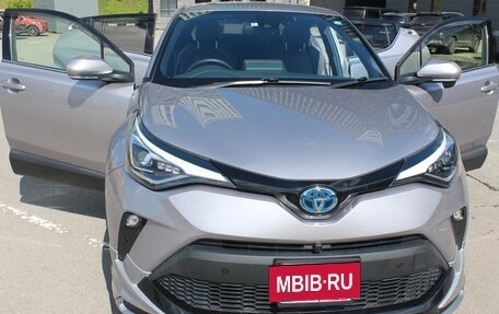Toyota C-HR I рестайлинг, 2020 год, 2 880 000 рублей, 15 фотография