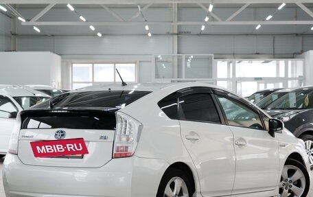 Toyota Prius, 2011 год, 1 149 000 рублей, 6 фотография
