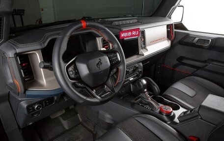 Ford Bronco, 2024 год, 15 798 000 рублей, 4 фотография
