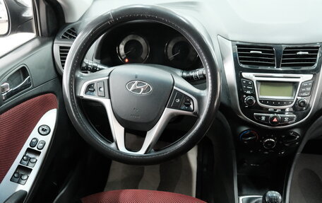 Hyundai Solaris II рестайлинг, 2011 год, 649 000 рублей, 12 фотография