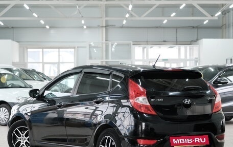 Hyundai Solaris II рестайлинг, 2011 год, 649 000 рублей, 5 фотография