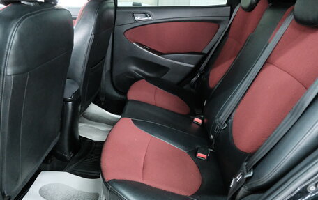 Hyundai Solaris II рестайлинг, 2011 год, 649 000 рублей, 23 фотография
