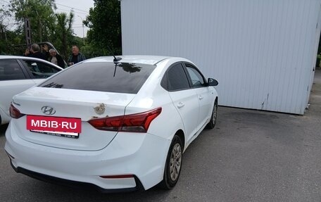 Hyundai Solaris II рестайлинг, 2018 год, 660 000 рублей, 5 фотография