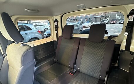 Suzuki Jimny, 2020 год, 1 950 000 рублей, 18 фотография