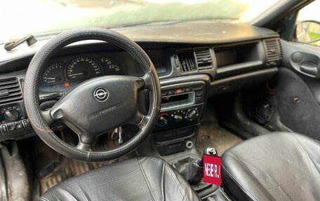 Opel Vectra B рестайлинг, 1996 год, 95 000 рублей, 7 фотография