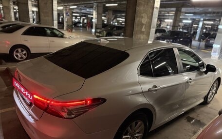 Toyota Camry, 2019 год, 2 900 000 рублей, 3 фотография