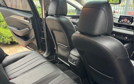 Mazda 6, 2018 год, 2 350 000 рублей, 13 фотография