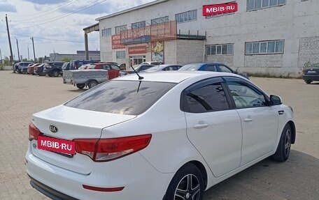 KIA Rio III рестайлинг, 2015 год, 980 000 рублей, 3 фотография