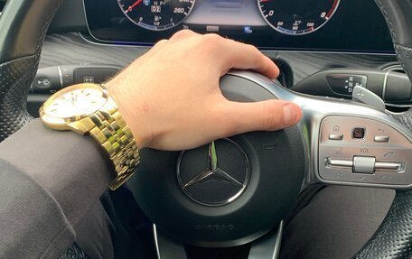 Mercedes-Benz E-Класс, 2019 год, 4 000 000 рублей, 5 фотография