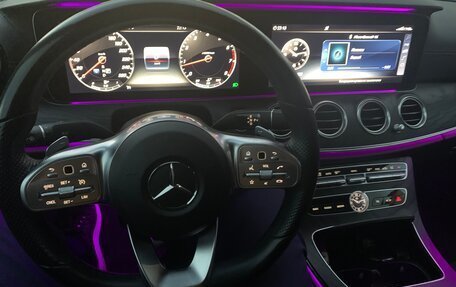 Mercedes-Benz E-Класс, 2019 год, 4 000 000 рублей, 6 фотография