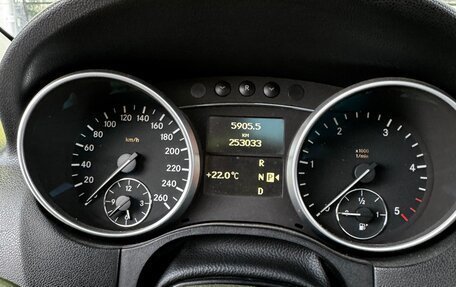 Mercedes-Benz M-Класс, 2010 год, 1 650 000 рублей, 14 фотография