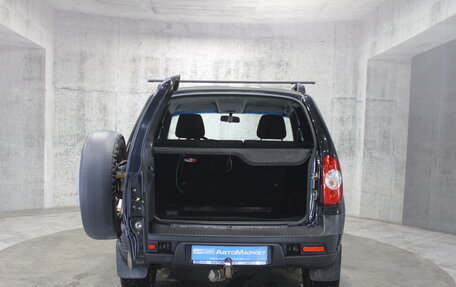 Chevrolet Niva I рестайлинг, 2018 год, 674 000 рублей, 13 фотография