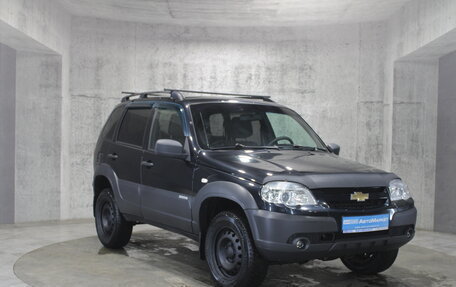 Chevrolet Niva I рестайлинг, 2018 год, 674 000 рублей, 3 фотография