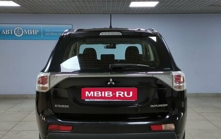 Mitsubishi Outlander III рестайлинг 3, 2013 год, 953 000 рублей, 6 фотография