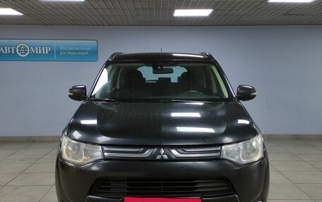 Mitsubishi Outlander III рестайлинг 3, 2013 год, 953 000 рублей, 2 фотография