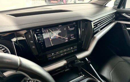 Volkswagen Touareg III, 2019 год, 4 599 000 рублей, 15 фотография