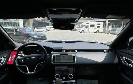 Land Rover Range Rover Velar I, 2022 год, 4 048 000 рублей, 10 фотография