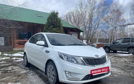 KIA Rio III рестайлинг, 2014 год, 1 100 000 рублей, 5 фотография